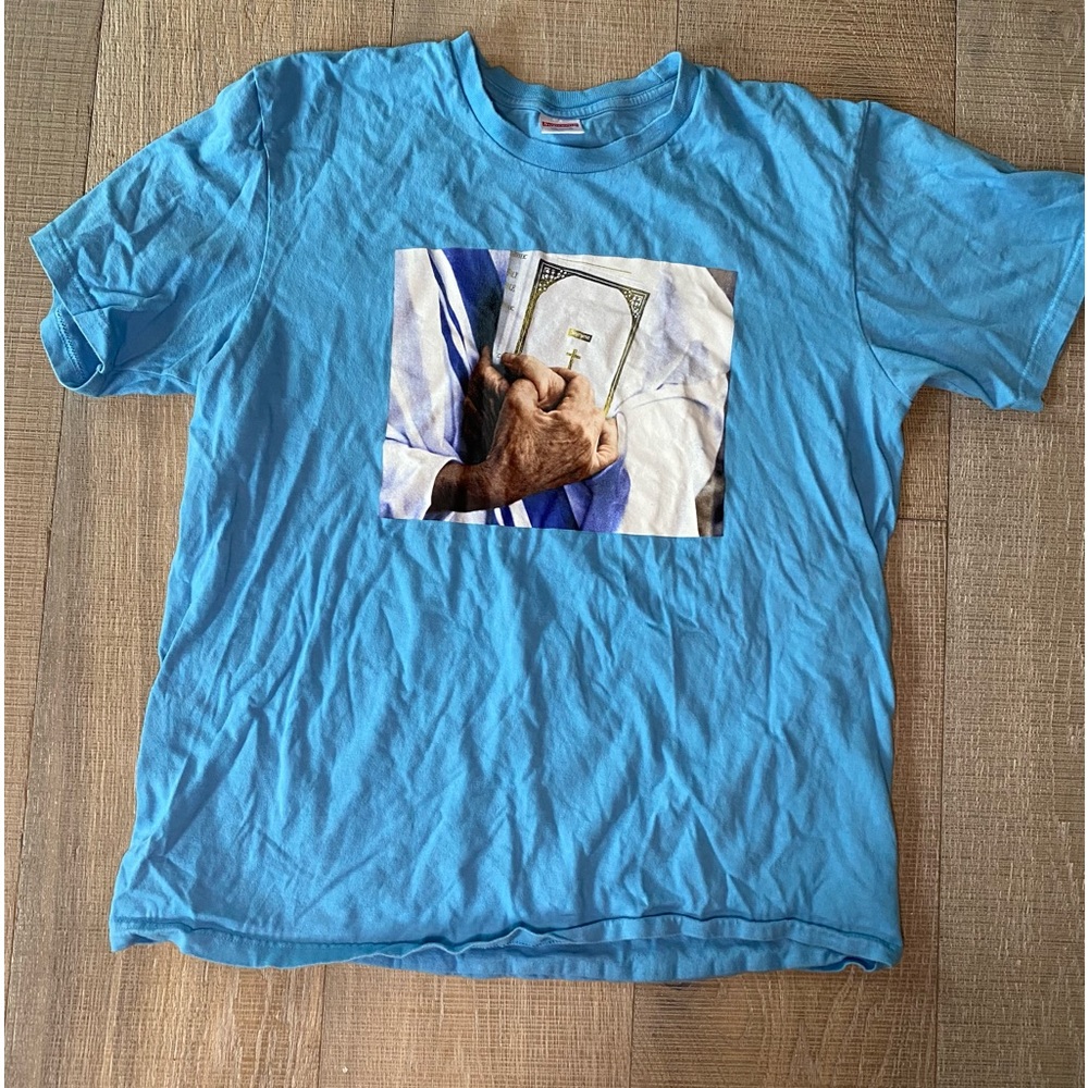 Supreme tee